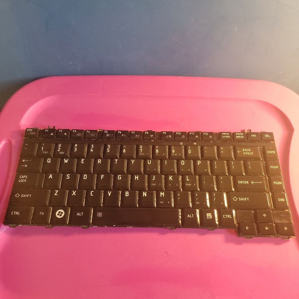 Toshiba Keyboard V000120280